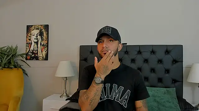 Robin Rief online show from October 13, 3:39 am