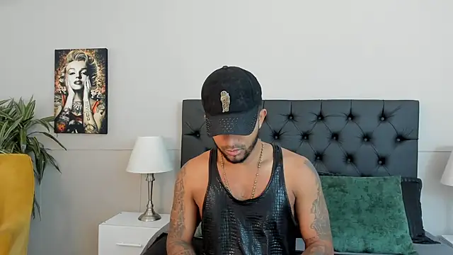 Robin Rief online show from October 14, 3:40 am