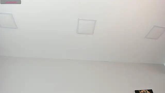 Robin Rief online show from November 15, 3:26 am