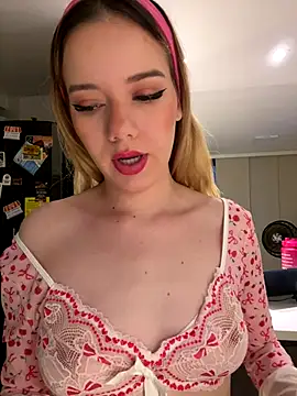 NicoleCut online show from November 3, 10:49 am