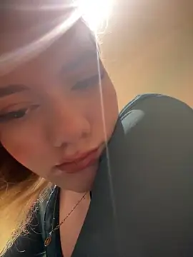 NicoleCut online show from February 13, 10:00 am