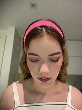 Snapshot of NicoleCut chatting on July 5, 9:38 am NicoleCut online show from July 5, 9:38 am