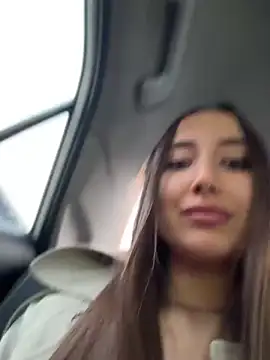 Snapshot of VelvetVixenI chatting on June 2, 5:04 pm VelvetVixenI online show from June 2, 5:04 pm