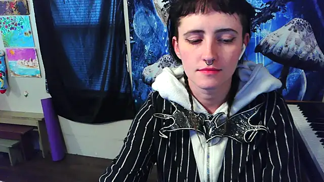  hellostormy  online show from November 24, 6:18 pm