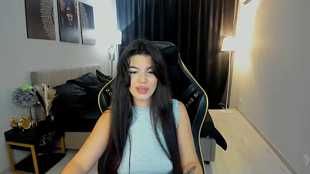 AlluringAriel online show from September 19, 11:33 am