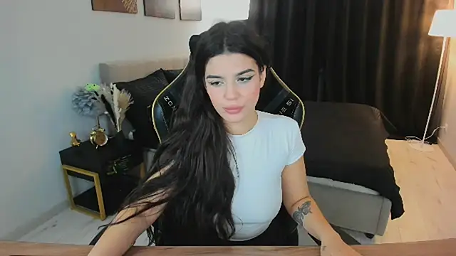 AlluringAriel online show from October 1, 8:04 pm