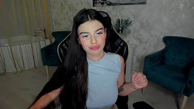 AlluringAriel online show from October 6, 7:44 pm