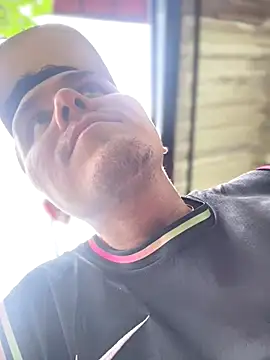 adam-rivera online show from November 5, 6:19 pm