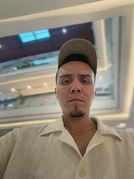 adam-rivera online show from February 11, 10:15 pm