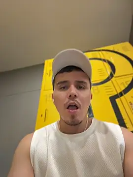 Snapshot of adam-rivera chatting on July 23, 3:21 pm adam-rivera online show from July 23, 3:21 pm