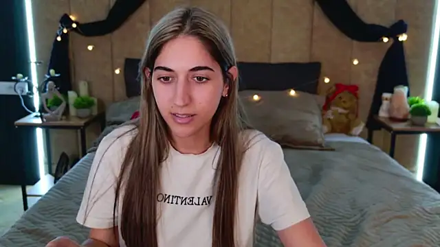 Teresa Stane online show from February 21, 2:16 pm