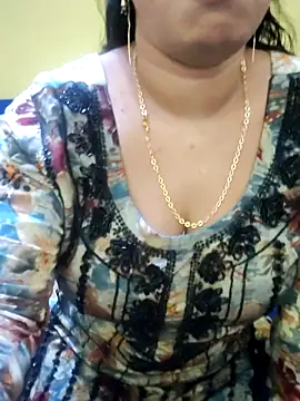 Snapshot of Haniya-143 chatting on September 8, 2:16 pm Haniya-143 online show from September 8, 2:16 pm