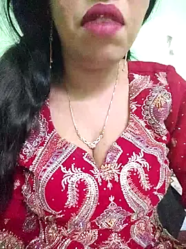 Snapshot of Haniya-143 chatting on November 29, 7:28 pm Haniya-143 online show from November 29, 7:28 pm