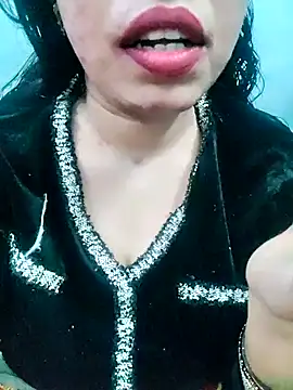 Snapshot of Haniya-143 chatting on January 5, 11:52 pm Haniya-143 online show from January 5, 11:52 pm