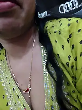 Snapshot of Haniya-143 chatting on February 19, 3:30 pm Haniya-143 online show from February 19, 3:30 pm