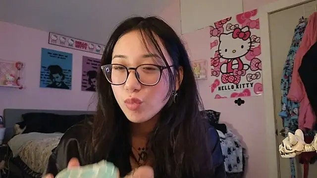 Snapshot of tokyobaby chatting on January 31, 2:58 am tokyobaby online show from January 31, 2:58 am