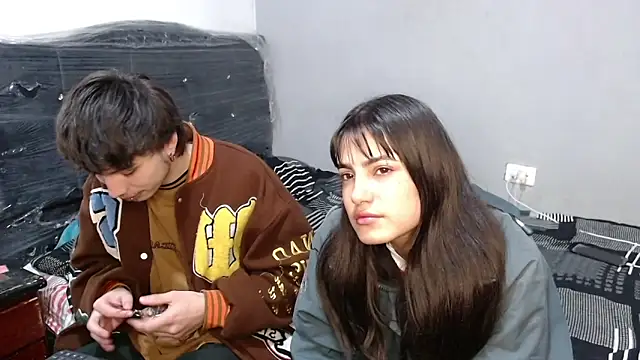 Snapshot of pervertsteens3 chatting on December 15, 3:24 am pervertsteens3 online show from December 15, 3:24 am