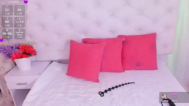 Snapshot of anchela-garcia1 chatting on September 24, 12:19 pm anchela-garcia1 online show from September 24, 12:19 pm