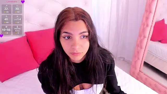 Snapshot of anchela-garcia1 chatting on October 6, 2:14 pm anchela-garcia1 online show from October 6, 2:14 pm