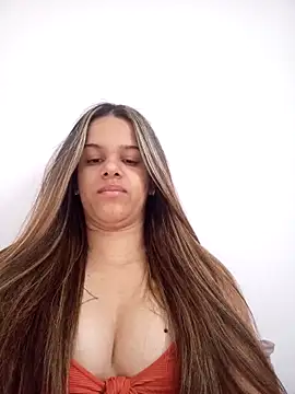 Snapshot of princesaa98 chatting on November 13, 10:25 am princesaa98 online show from November 13, 10:25 am