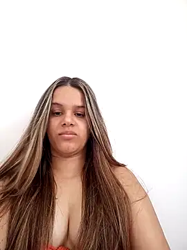 Snapshot of princesaa98 chatting on November 27, 4:31 pm princesaa98 online show from November 27, 4:31 pm