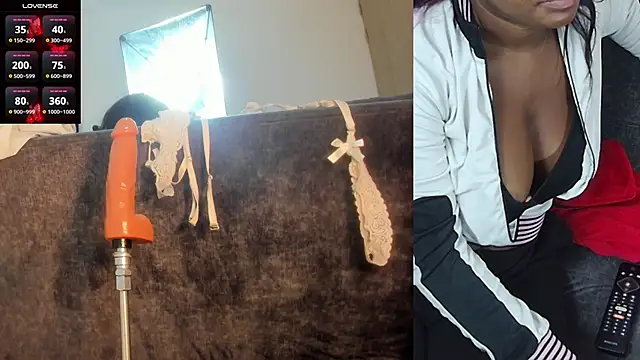 mia-brit online show from February 6, 6:02 pm