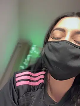 Snapshot of reema6969 chatting on March 3, 2:58 am reema6969 online show from March 3, 2:58 am