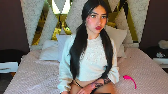 Amelia lorenz online show from January 5, 2:08 pm