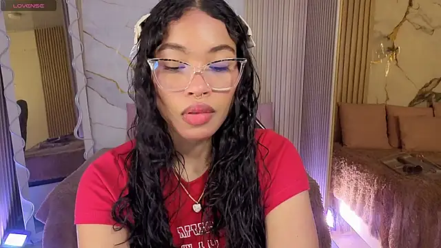 penelope tay1 online show from April 18, 3:32 am