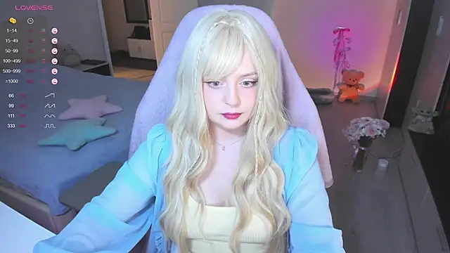 Amy honey angel online show from January 29, 11:30 am