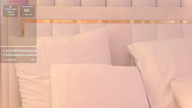 Snapshot of DorisHell chatting on February 25, 9:02 pm DorisHell online show from February 25, 9:02 pm