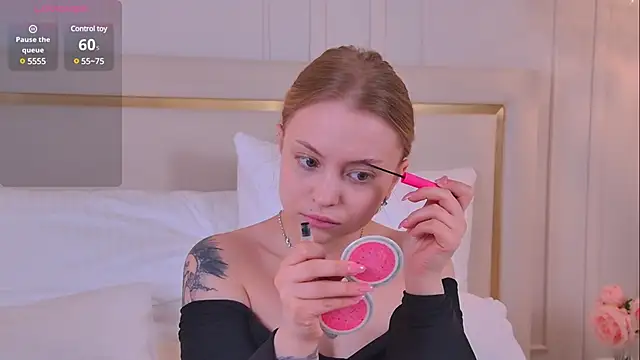 Snapshot of DorisHell chatting on March 18, 5:53 pm DorisHell online show from March 18, 5:53 pm