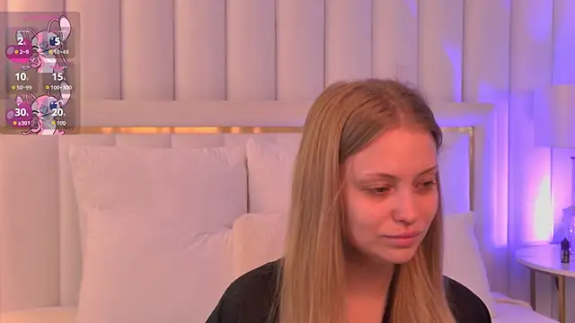 Snapshot of DorisHell chatting on October 15, 3:39 am DorisHell online show from October 15, 3:39 am