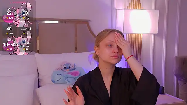 Snapshot of DorisHell chatting on October 16, 3:07 am DorisHell online show from October 16, 3:07 am