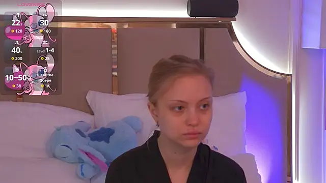 Snapshot of DorisHell chatting on November 9, 3:16 am DorisHell online show from November 9, 3:16 am