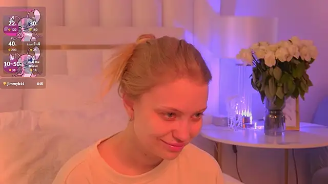 Snapshot of DorisHell chatting on November 13, 3:38 am DorisHell online show from November 13, 3:38 am