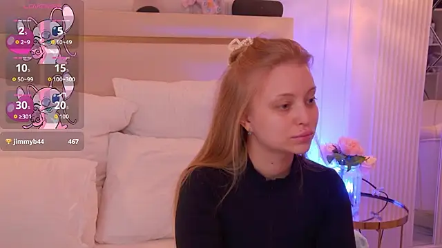 Snapshot of DorisHell chatting on November 26, 12:22 am DorisHell online show from November 26, 12:22 am