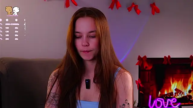 FalineDowlen online show from March 6, 1:46 am