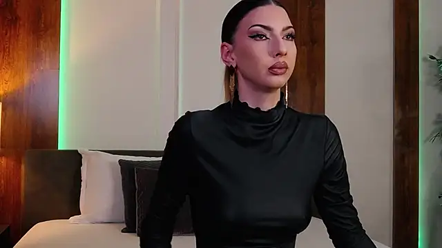 SkylerSpark online show from March 10, 9:20 pm