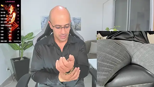 ryan master  online show from January 2, 10:05 am