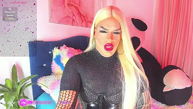 Snapshot of Missisabella_ chatting on December 21, 1:47 am Missisabella  online show from December 21, 1:47 am