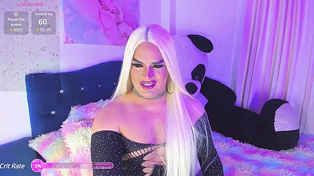 Snapshot of Missisabella_ chatting on February 2, 1:23 am Missisabella  online show from February 2, 1:23 am