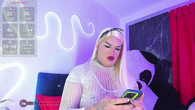 Snapshot of Missisabella_ chatting on March 15, 1:08 am Missisabella  online show from March 15, 1:08 am