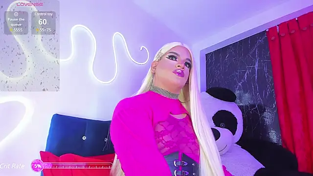 Snapshot of Missisabella_ chatting on March 16, 12:45 am Missisabella  online show from March 16, 12:45 am
