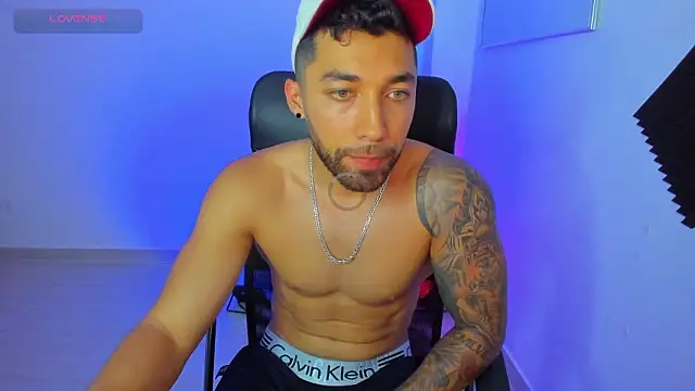 Sweet and caramel online show from February 10, 9:13 am