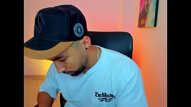 Sweet and caramel online show from March 3, 9:48 am