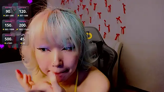 Milla Aheo online show from April 22, 1:12 pm