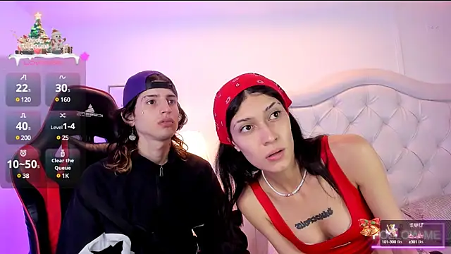 sett and gwen online show from December 12, 8:32 pm