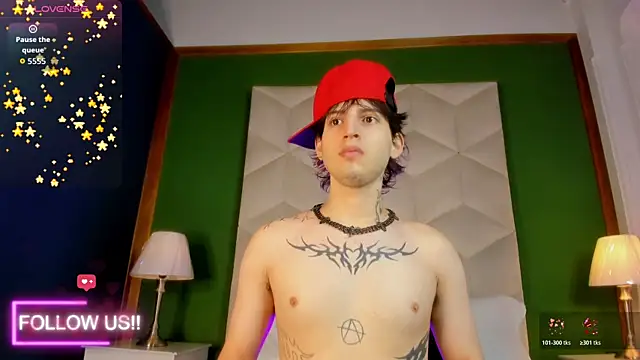 sett and gwen online show from October 31, 4:13 am