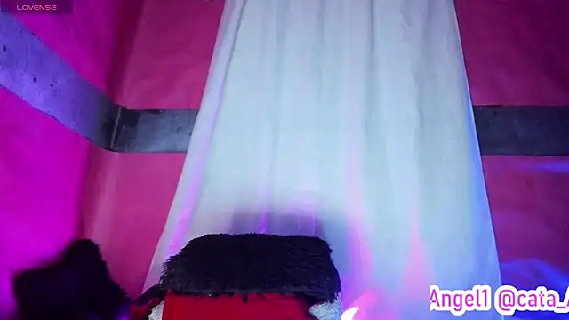 Snapshot of Cata-angel chatting on March 11, 12:00 am Cata-angel online show from March 11, 12:00 am